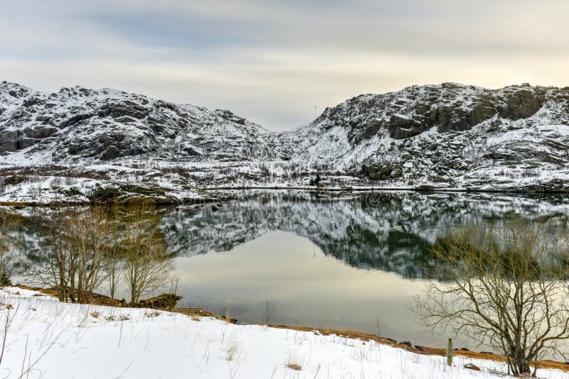 Maervoll, острова Vestvagoy - Lofoten, Норвегия стоковые фотографии rf Maervoll, острова Vestvagoy - Lofoten, Норвегия стоковые фотографии rf
