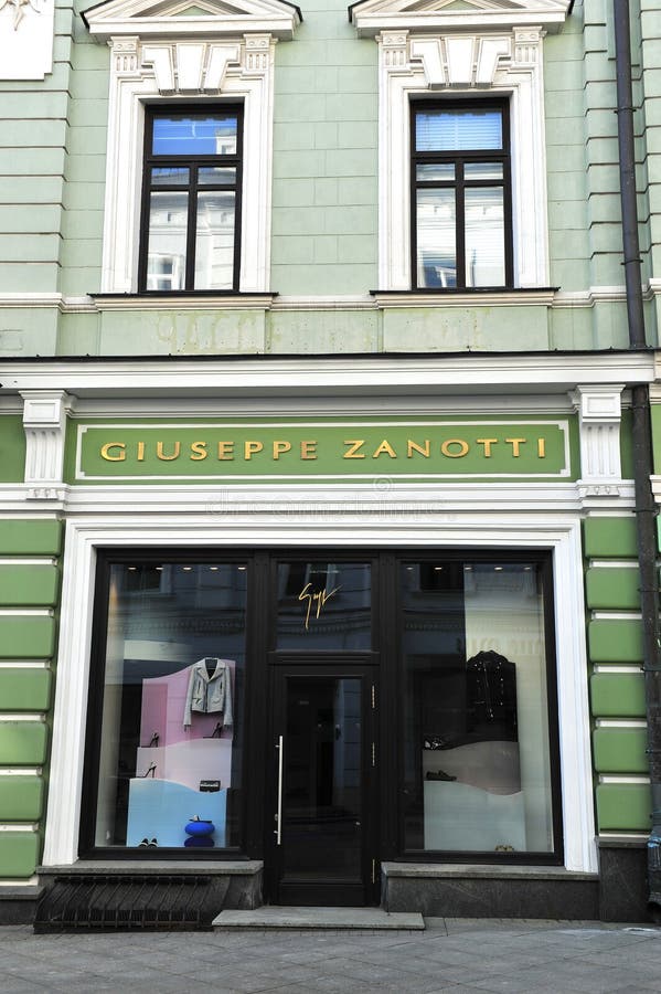 magasin giuseppe zanotti paris