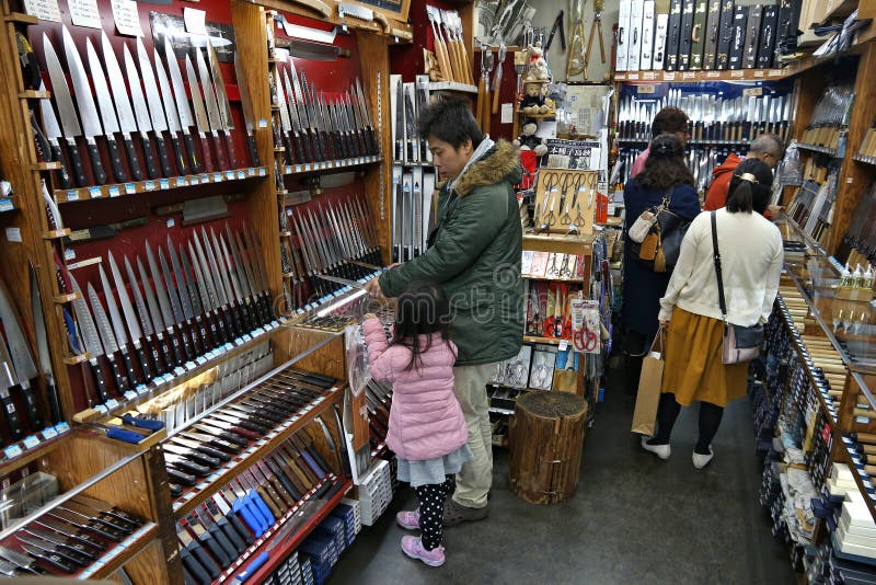 Magasin japonais de couteau photographie stock libre de droits Magasin japonais de couteau photographie stock libre de droits