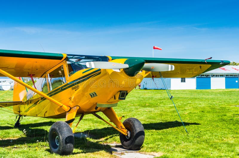 7 maggio 2019 - Columbia Britannica di delta: Aereo di Bearhawk 250HP del puntello del singolo motore parcheggiato all'eredità Ai fotografia stock libera da diritti 7 maggio 2019 - Columbia Britannica di delta: Aereo di Bearhawk 250HP del puntello del singolo motore parcheggiato all'eredità Ai fotografia stock libera da diritti