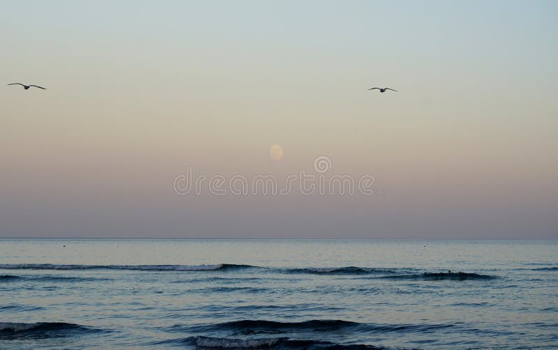 Magical ocean. Moonrise over the ocean. full moon evening royalty free stock photos Magical ocean. Moonrise over the ocean. full moon evening royalty free stock photos