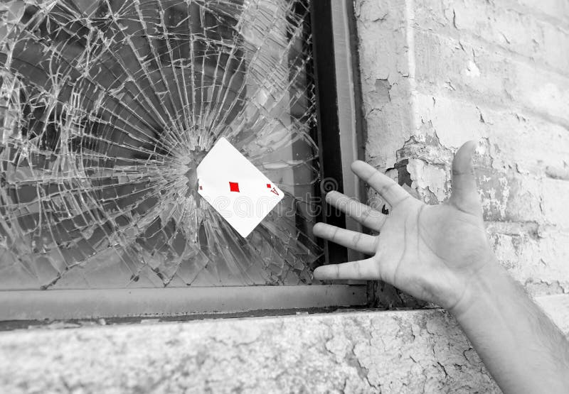 Magician at Detroit Michigan doing street magic in abandoned building at the motor city royalty free stock photography Magician at Detroit Michigan doing street magic in abandoned building at the motor city royalty free stock photography