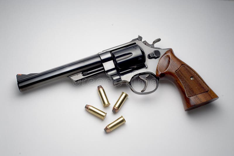 Magnum revolver