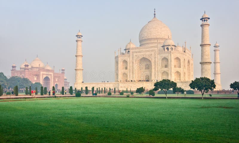 Taj Mahal at sunrise, Agra, India. Taj Mahal at sunrise, Agra, India.