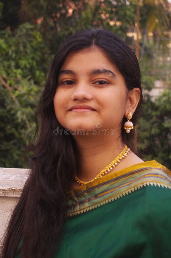 Maharashtrian tradicional Girl-5 imagem de stock Maharashtrian tradicional Girl-5 imagem de stock