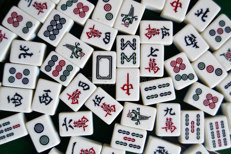 Free mahjong game hi-res stock photography and images - Alamy