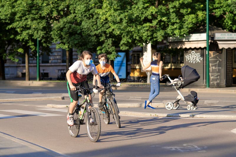 Mailand. Fahrradweg Und Den Wiederaufbau Der