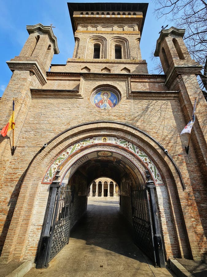 Main entrance of Antim Ivireanul Monastery in Bucharest