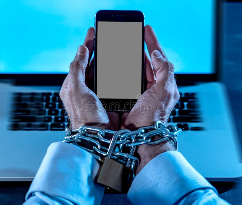 Internet Victime De Technologie Photo Stock Image Du Criminel internet-victime-de-technologie-photo-stock-image-du-criminel