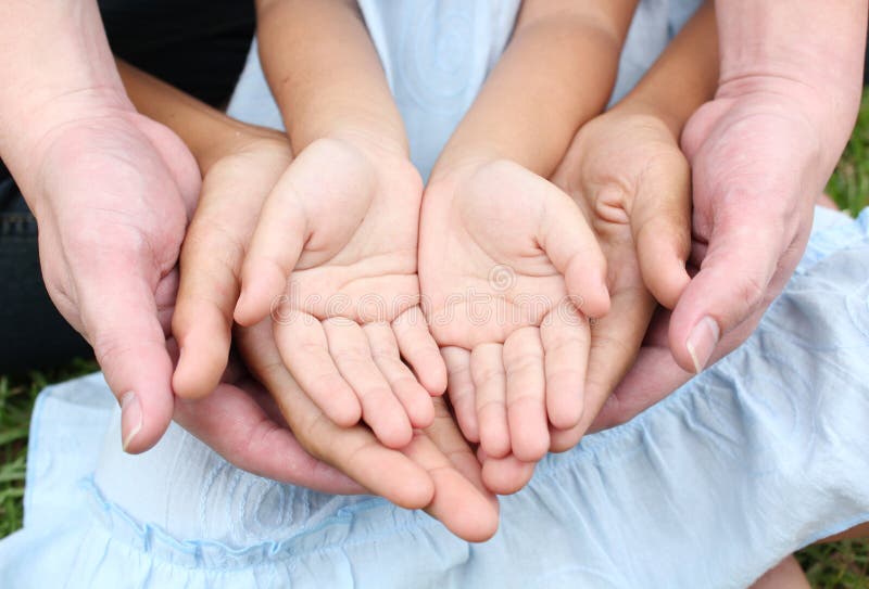 Mains multiculturelles photos libres de droits Mains multiculturelles photos libres de droits