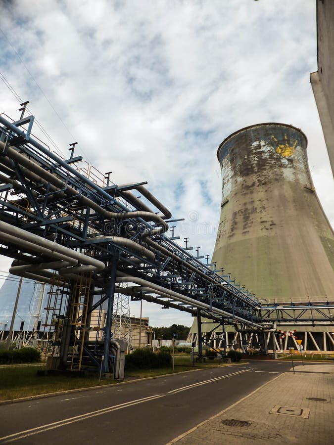 Maintenance of the concrete walls cooling tower