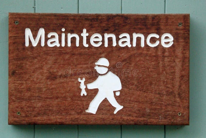 Označení pro údržbu ukazuje charakter člověka s klíčem symbolizující domácí zlepšení, KUTILY a profesionální údržbu.