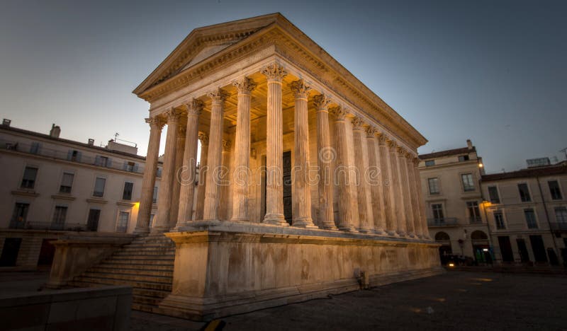 Maison Carree, Nimes стоковое фото Maison Carree, Nimes стоковое фото