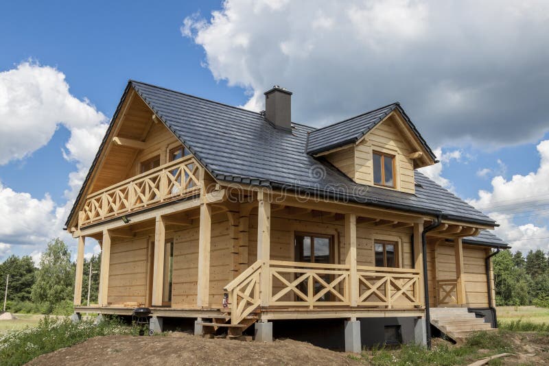 Maison en bois images libres de droits Maison en bois images libres de droits