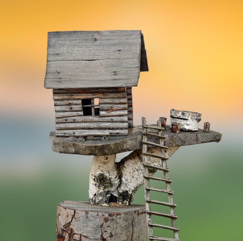 Maison en bois miniature image libre de droits