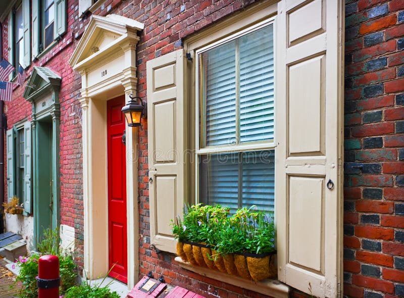 Maisons historiques colorées à Philadelphie image libre de droits Maisons historiques colorées à Philadelphie image libre de droits