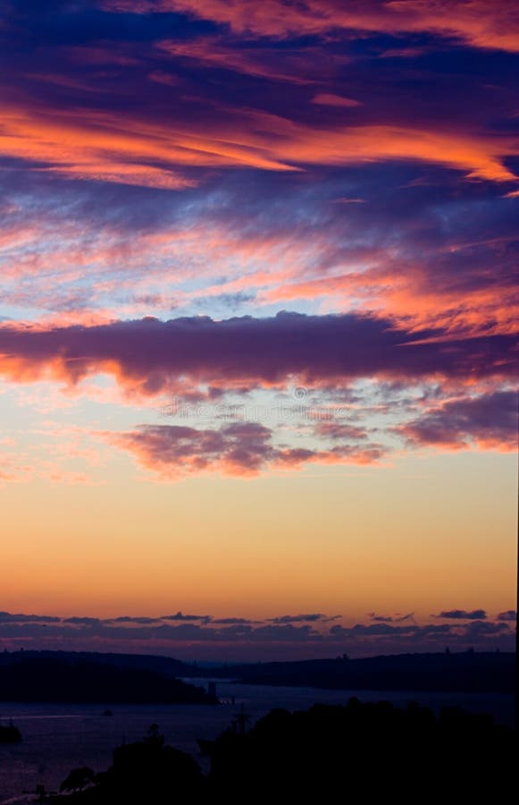 Majestic Pink and Purple Sunset Over Sydney Harbour Editorial ...