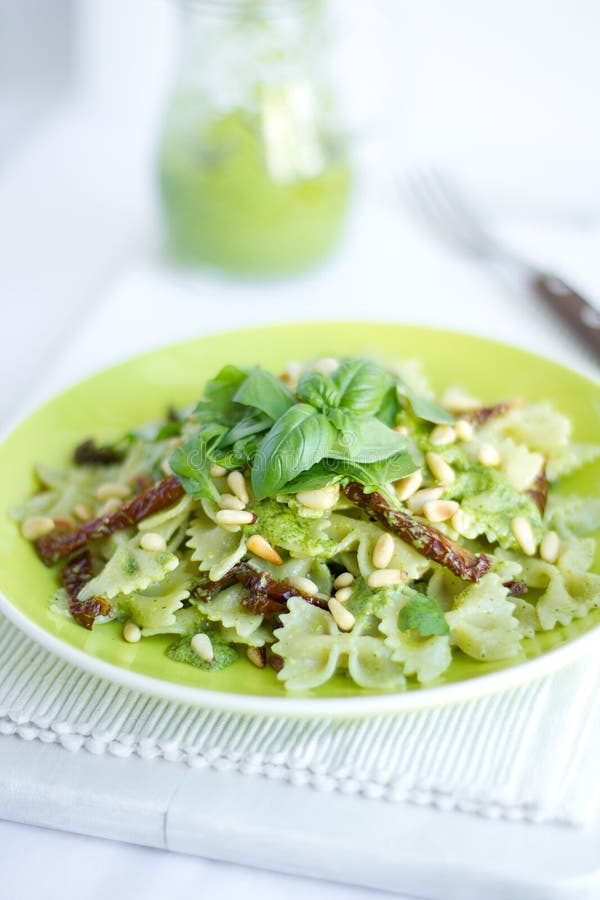 makaronu pesto zdjęcie royalty free makaronu pesto zdjęcie royalty free