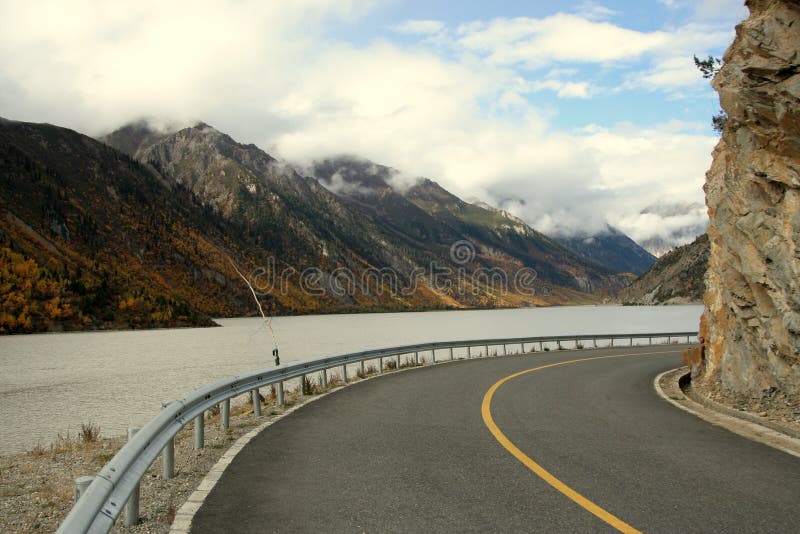 Make a right turn bysides the lake at the tibet