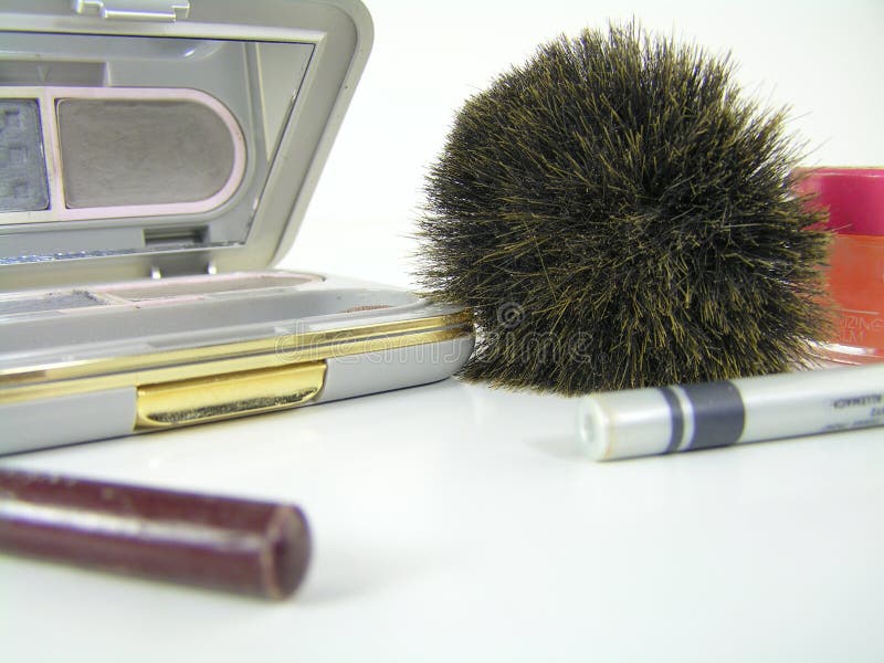 Make-up die op wit wordt geïsoleerds stock afbeelding Make-up die op wit wordt geïsoleerds stock afbeelding