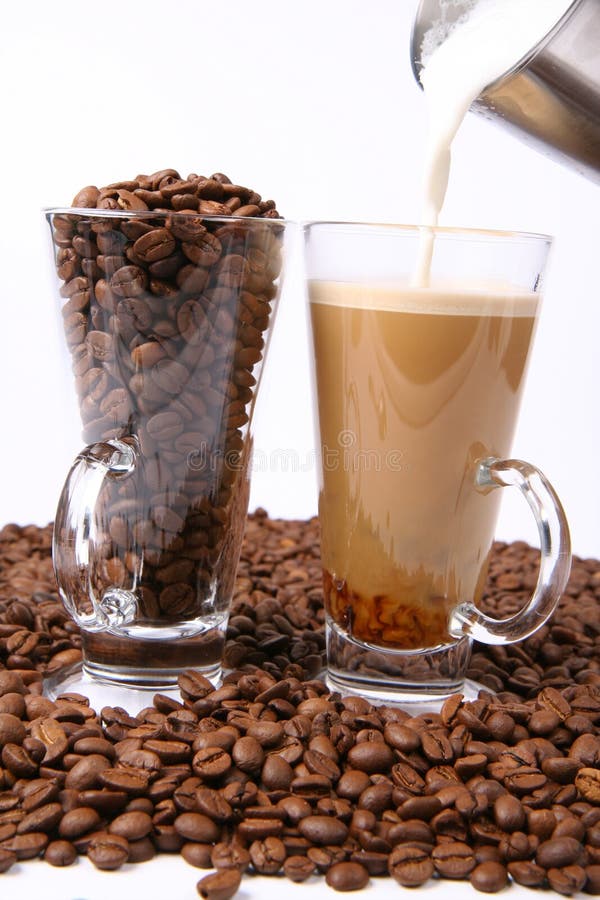 Making of caffe latte