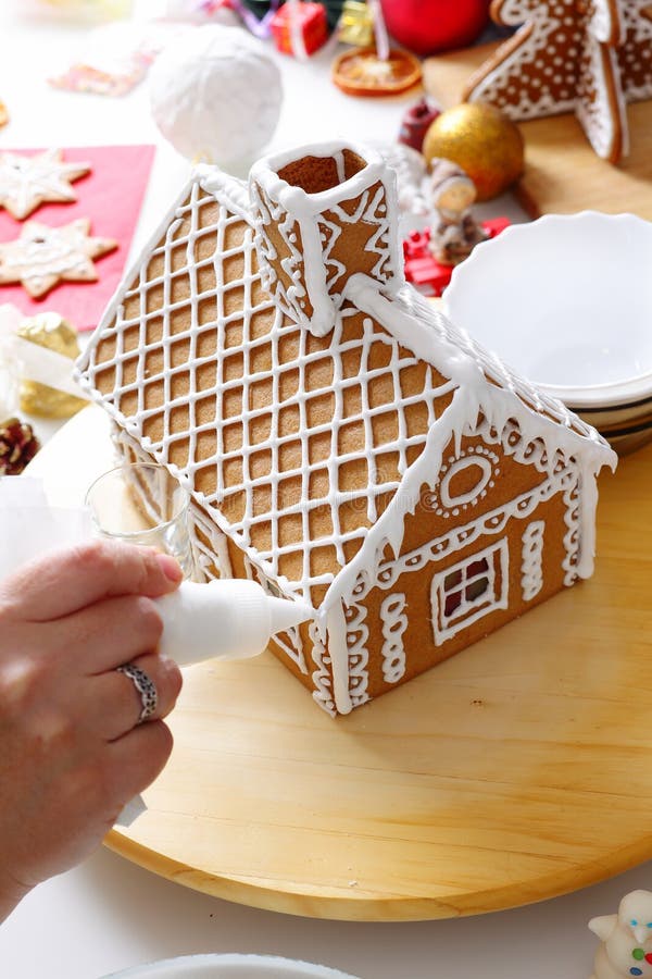 Making of gingerbread house