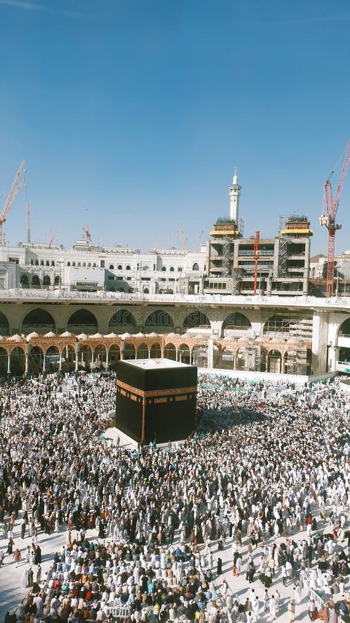 Makkah z błękitnym niebem