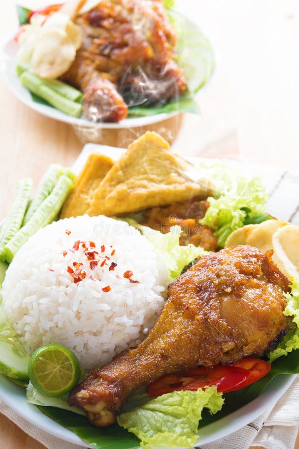 Malaysian Food Nasi Ayam Penyet Stock Image - Image of drumstick