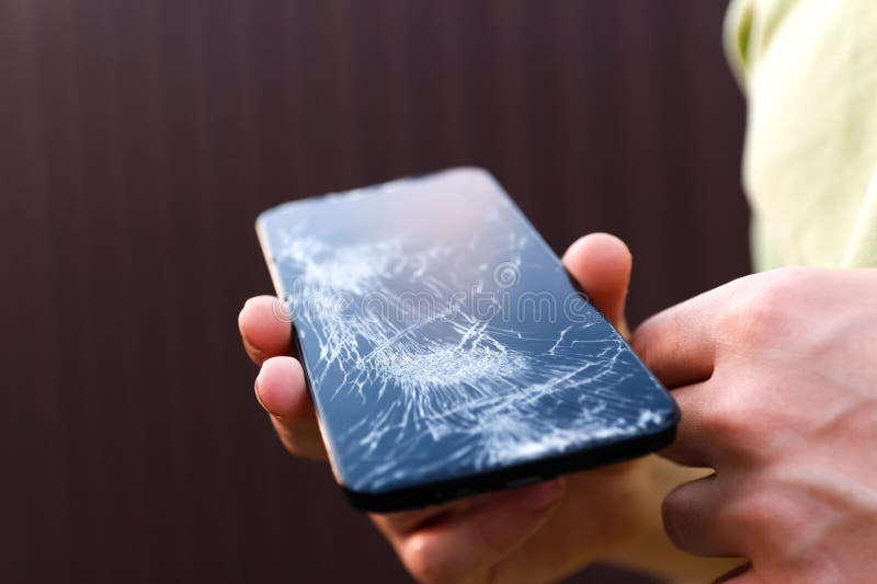 I smashed my screen and can't use the touchscreen. Is ... - Samsung uk