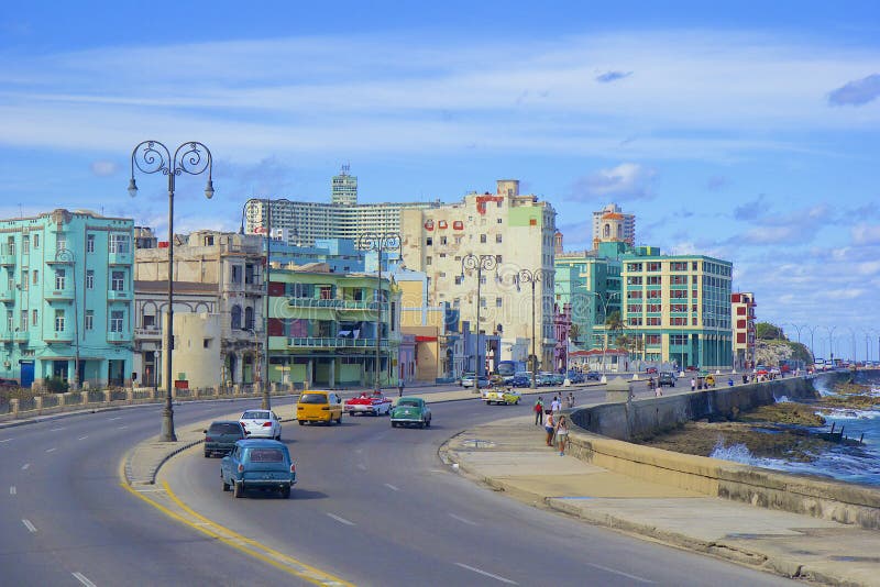 Malecon a Avana, Cuba fotografia stock libera da diritti Malecon a Avana, Cuba fotografia stock libera da diritti