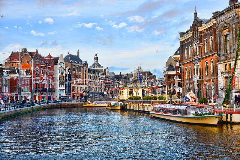 Malerische Ansichten des Stadtzentrums von Amsterdam stockfoto Malerische Ansichten des Stadtzentrums von Amsterdam stockfoto