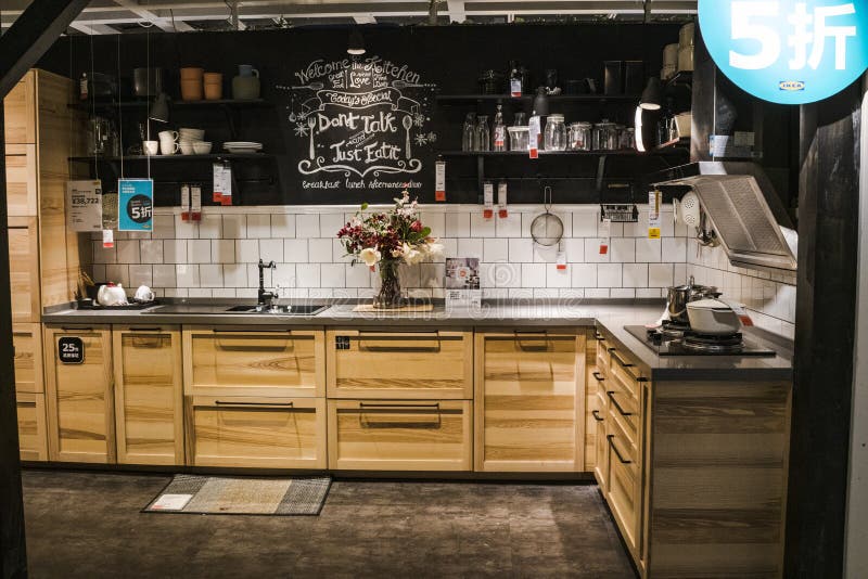 Mall Shenzhens IKEA, KüchenBildschirmbereich IKEA ist ein Entstehen von einer nordischen Lagerkette, verkauft es zusammengebaute stockfoto Mall Shenzhens IKEA, KüchenBildschirmbereich IKEA ist ein Entstehen von einer nordischen Lagerkette, verkauft es zusammengebaute stockfoto