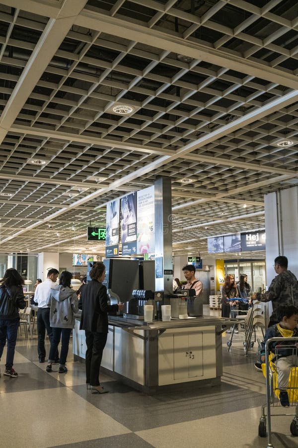 Mall Shenzhens IKEA, Restaurantbereich IKEA ist ein Entstehen von einer nordischen Lagerkette, verkauft es zusammengebaute Möbel lizenzfreie stockfotos Mall Shenzhens IKEA, Restaurantbereich IKEA ist ein Entstehen von einer nordischen Lagerkette, verkauft es zusammengebaute Möbel lizenzfreie stockfotos
