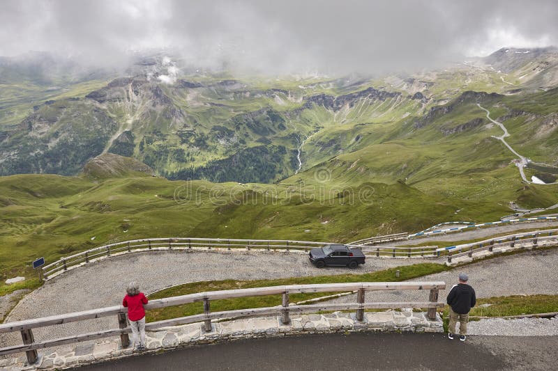 Malownicza górska droga alpejska. grossglockner. wyróżnij trasę w austrii obraz stock