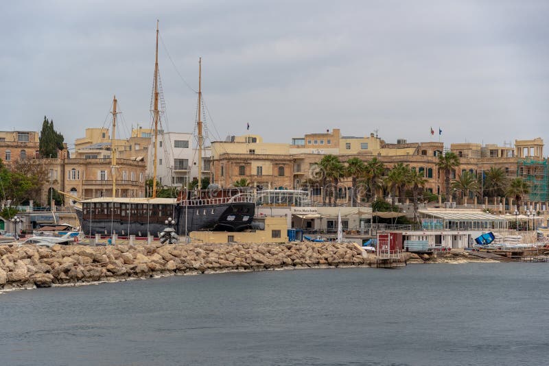 Black Pearl Resteraunt and Bar and the Royal Mata Yacht Club Valletta