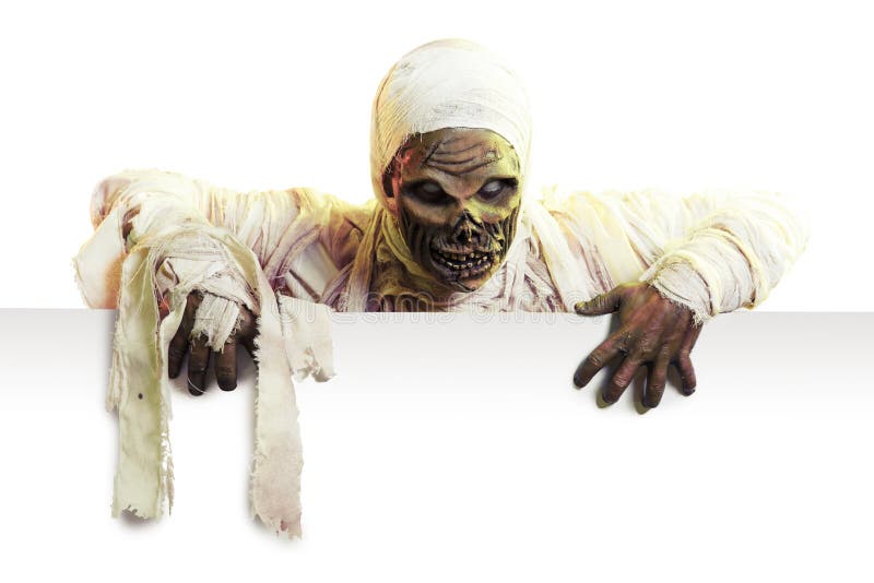 Foto de Máscara Feia Para O Halloween e mais fotos de stock de Assustador -  Assustador, Dia das Bruxas, Escuro - iStock