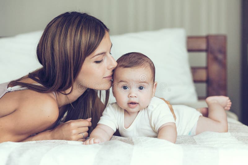 Mama младенца стоковые изображения rf