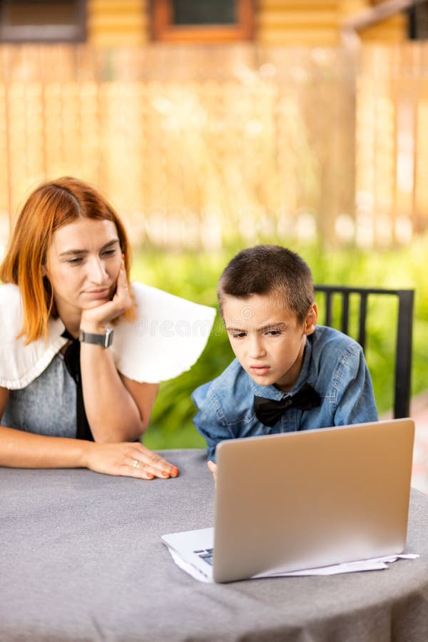 Maman et son fils photos libres de droits