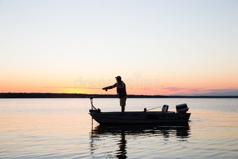 bass fishing boat silhouette