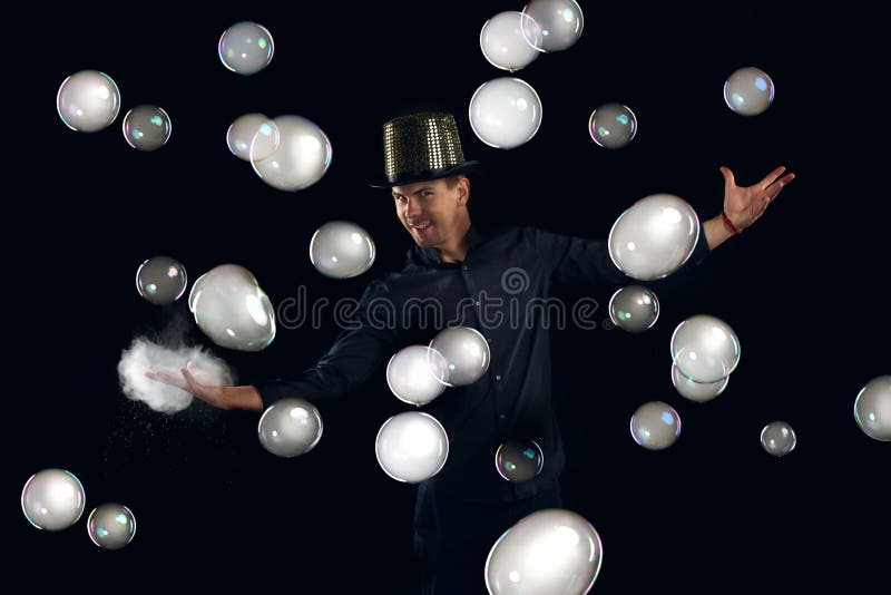 Свадебный танец с мыльными пузырями. Мыльные пузыри схема. Soap Bubble Pops a man Art. More gels