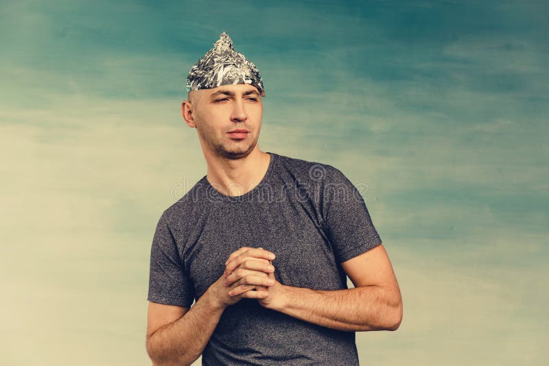 390 Tin Foil Hat Stock Photos - Free & Royalty-Free Stock Photos from  Dreamstime