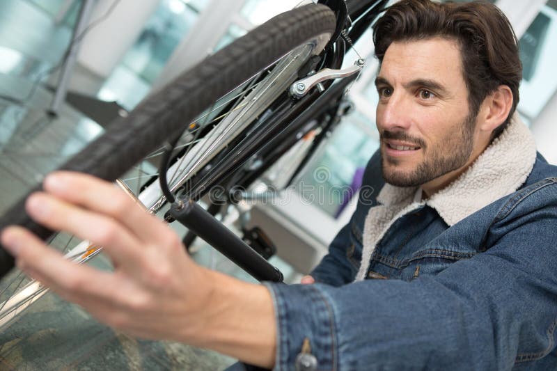 514 Industry Grease Clean Stock Photos Free & RoyaltyFree Stock