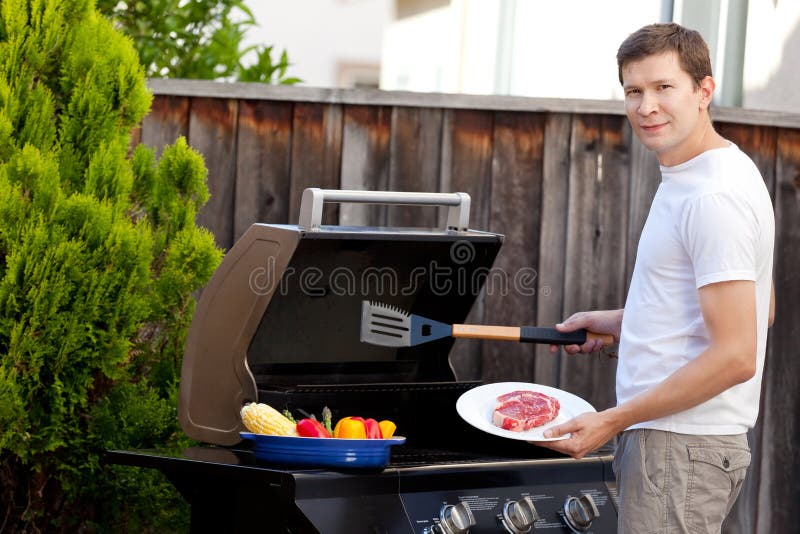 zwanger Uitstekend Scepticisme 292 Grilling Man Standing Stock Photos - Free & Royalty-Free Stock Photos  from Dreamstime