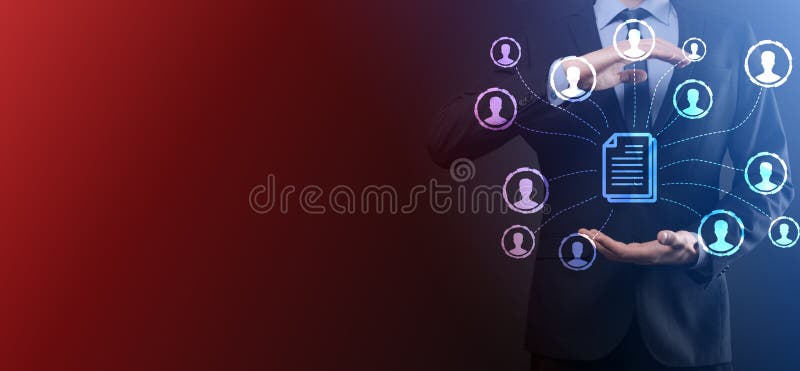 Man hold document e user iconcorporate data management system dms e conceito de sistema de gerenciamento de documentos. clique do fotografia de stock