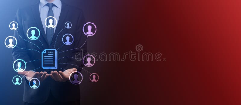 Man hold document e user iconcorporate data management system dms e conceito de sistema de gerenciamento de documentos. clique do foto de stock royalty free