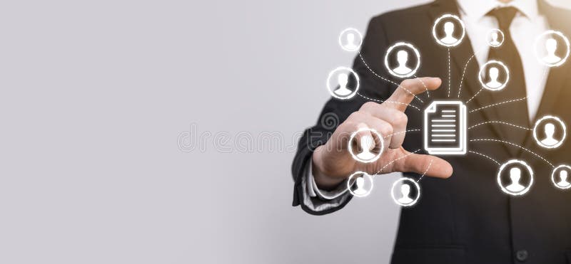 Man hold document e user iconcorporate data management system dms e conceito de sistema de gerenciamento de documentos. clique do imagens de stock royalty free