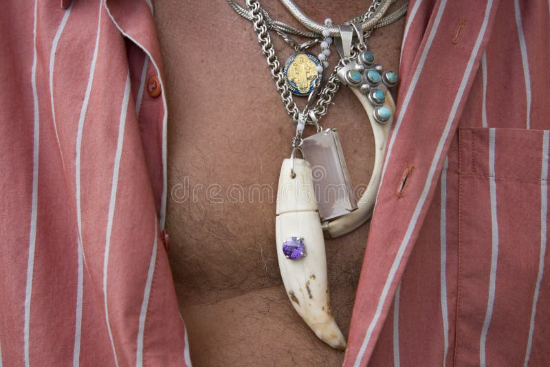Is That The New Guys Animal Tooth Pendant Necklace ??| ROMWE USA