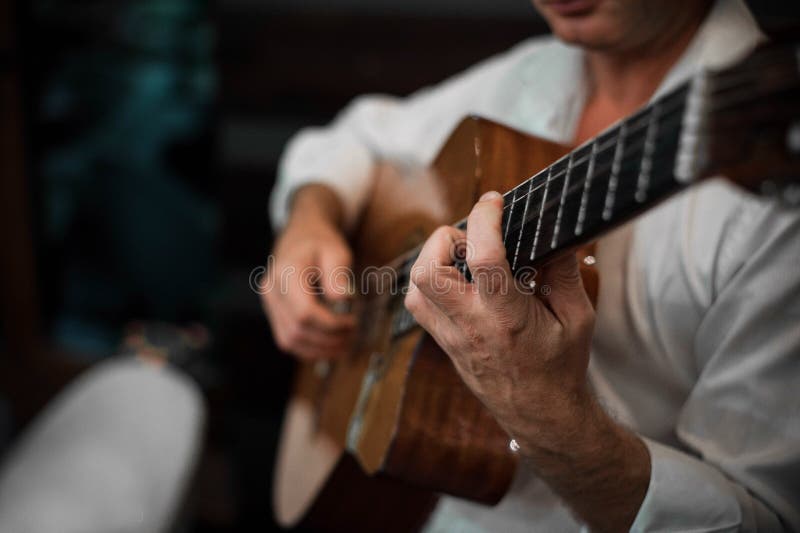 3,799 Hands Playing Guitar Stock Photos, High-Res Pictures, and Images -  Getty Images