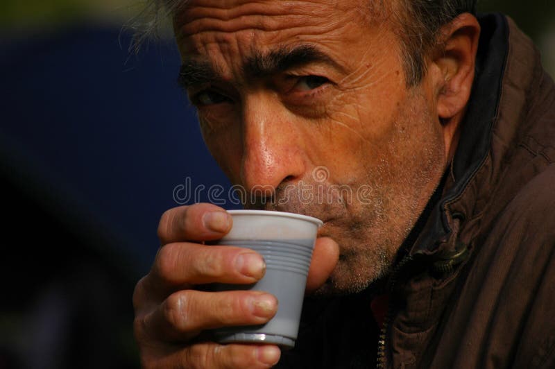 Prepare for climb in the morning with a good old friend alpinist. Problem wrinkle stock images, royalty-free photos and pictures