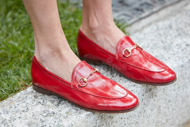 red gucci dress shoes